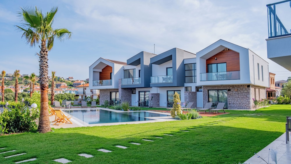 Back Sea Cunda Apart Otel in Ayvalik, Turkey