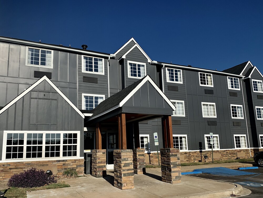 Greenville Pelham Inn by IHG in Greenville, United States