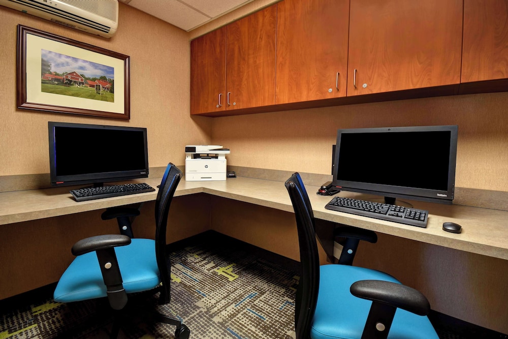 Hampton Inn Rutland - photo 67