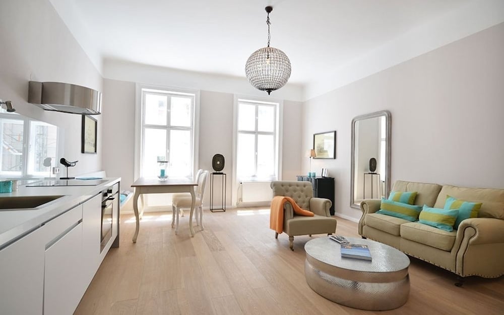 Vienna Residence Lucious Business Apartment for 2 Near the Medical Uni — 4-Star Luxury Hotel in Vienna, Austria