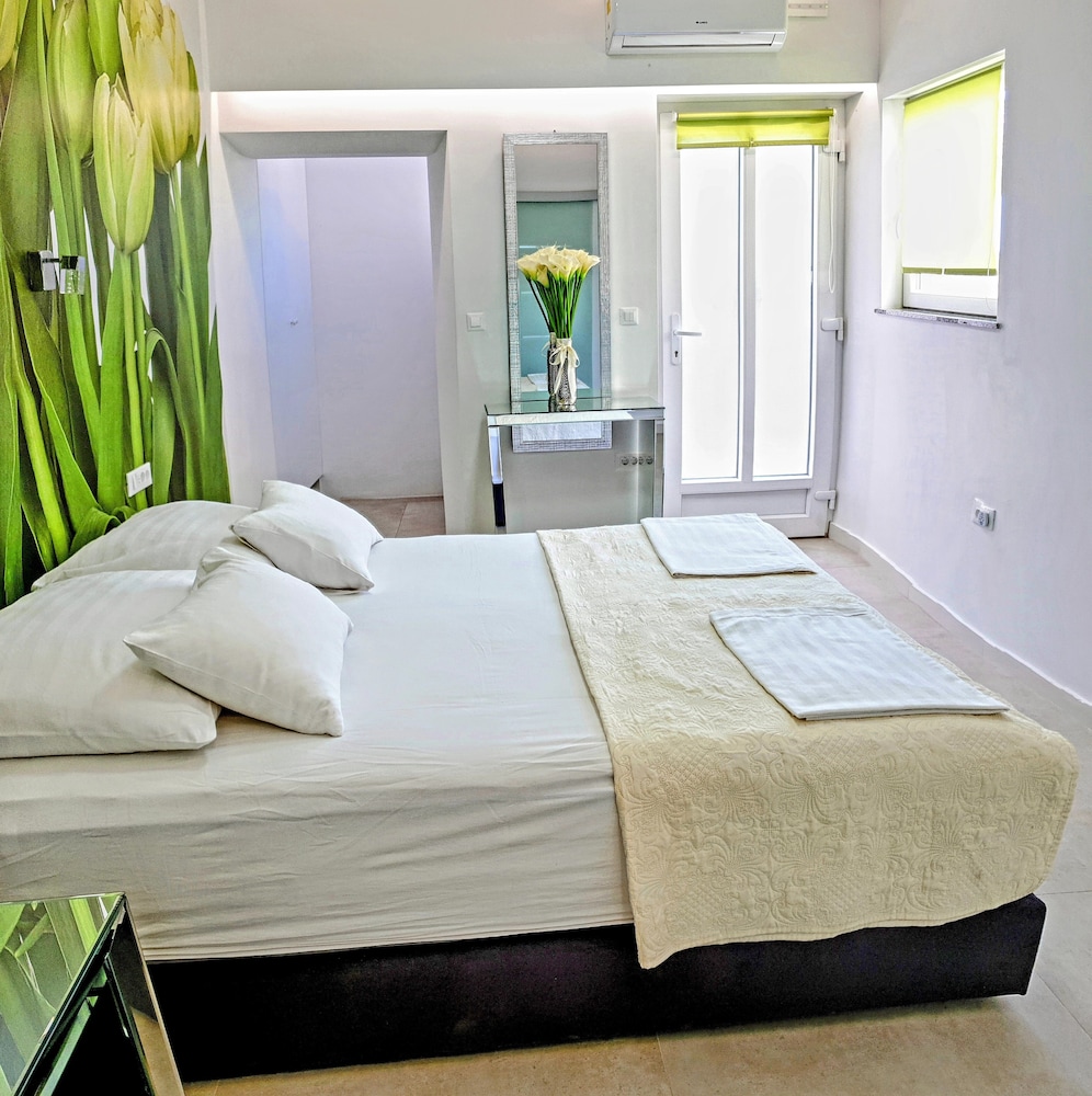 Apartments Ramona