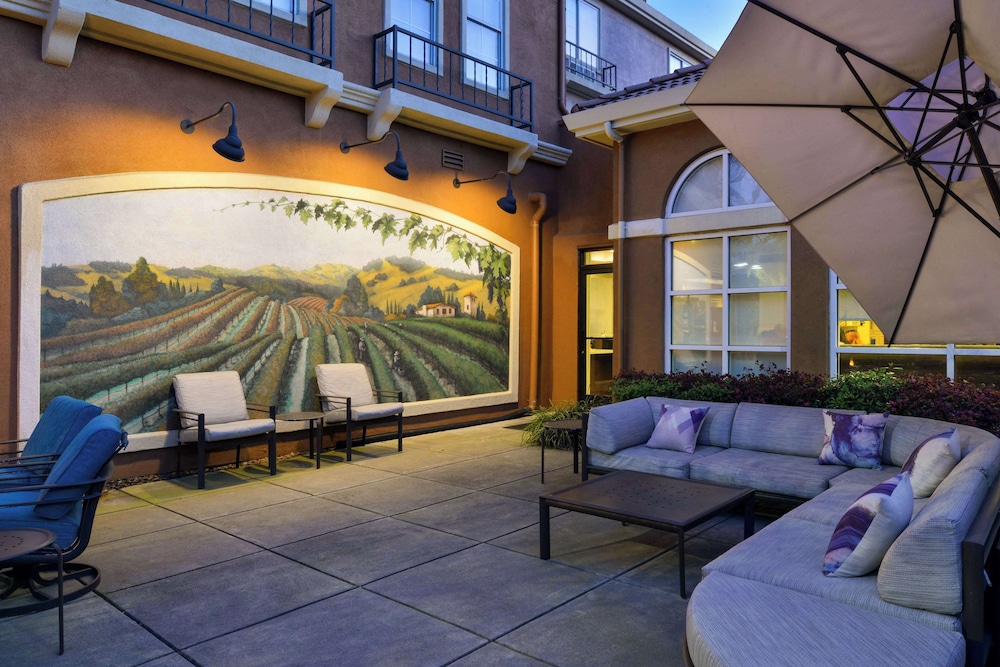 Hilton Garden Inn Napa - photo 88