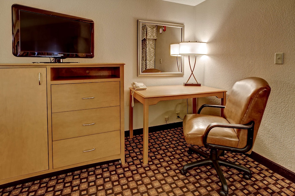 Hampton Inn Nashville Brentwood I 65S - photo 6