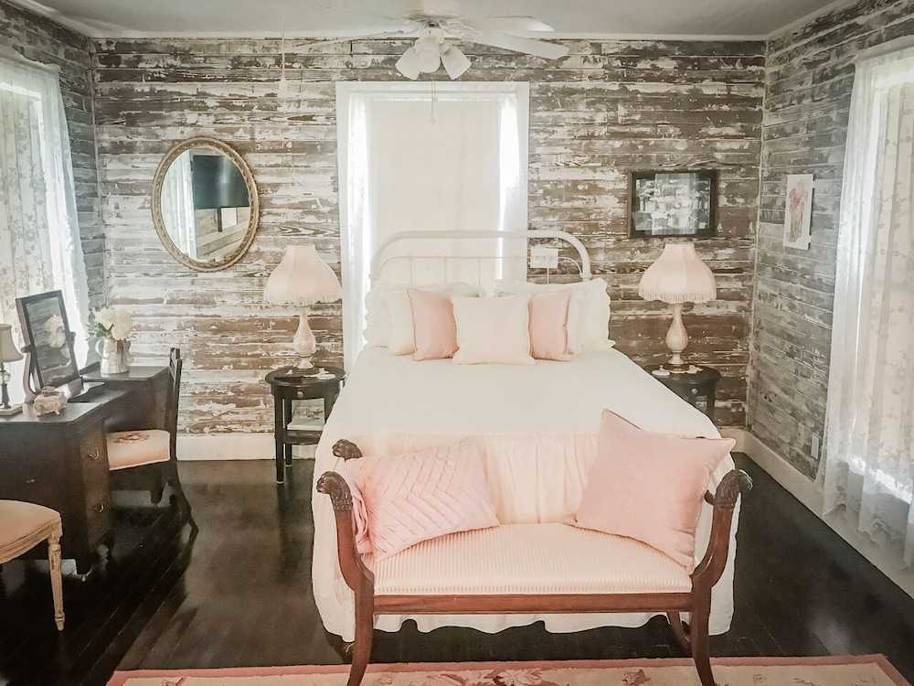 Adams League Historic Inn - photo 11