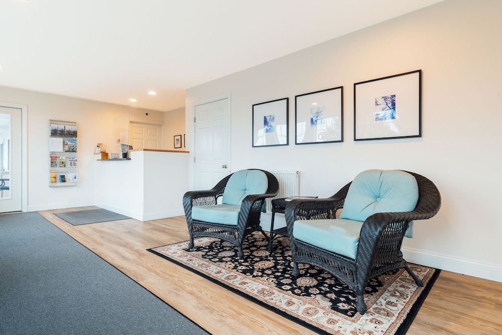 Yankee Clipper Motel in Belfast, United States