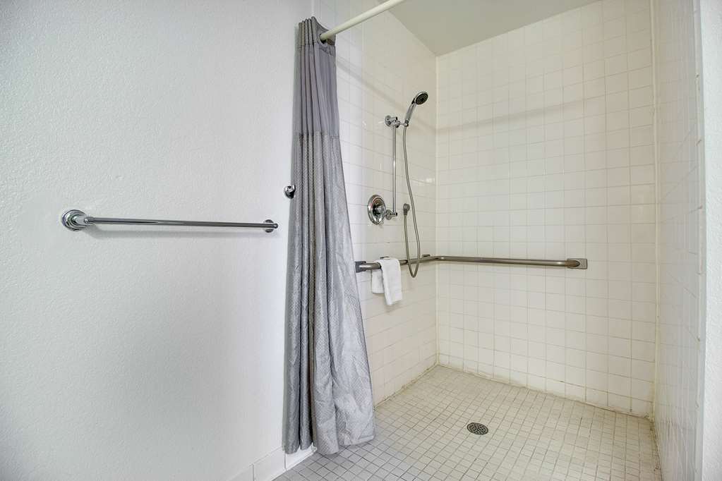 Motel6 Phoenix AZ East - photo 19
