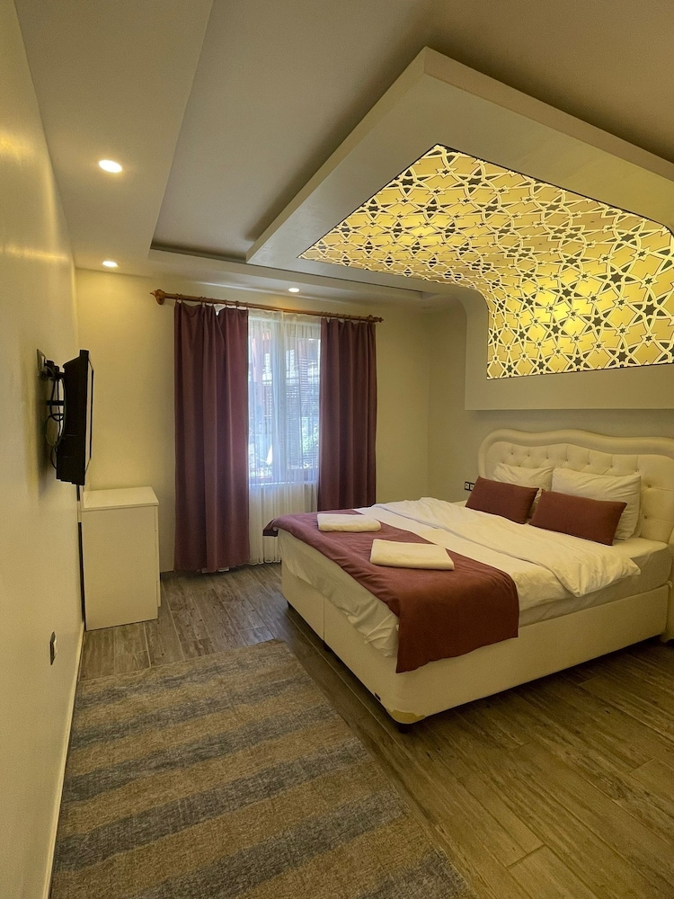 Korfez Konak in Caykara, Turkey