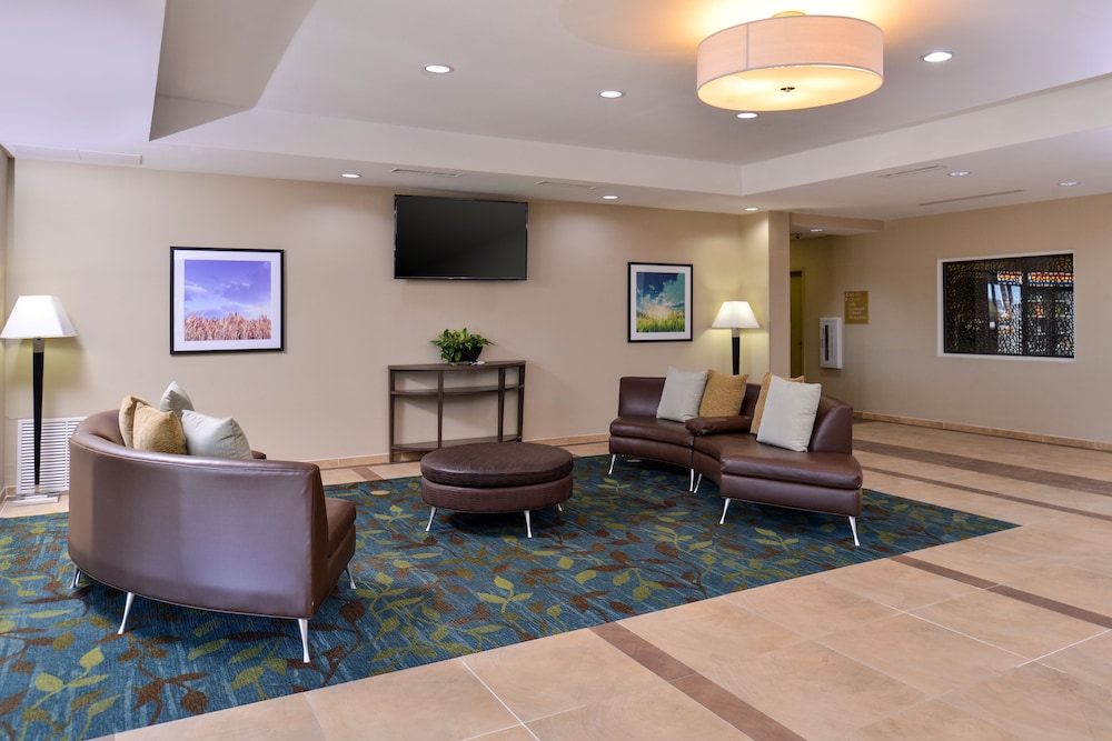 Candlewood Suites Kenedy an IHG Hotel - photo 3