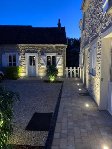 Corps de ferme restauré proche Barbizon - last minute hotel in Unknown City