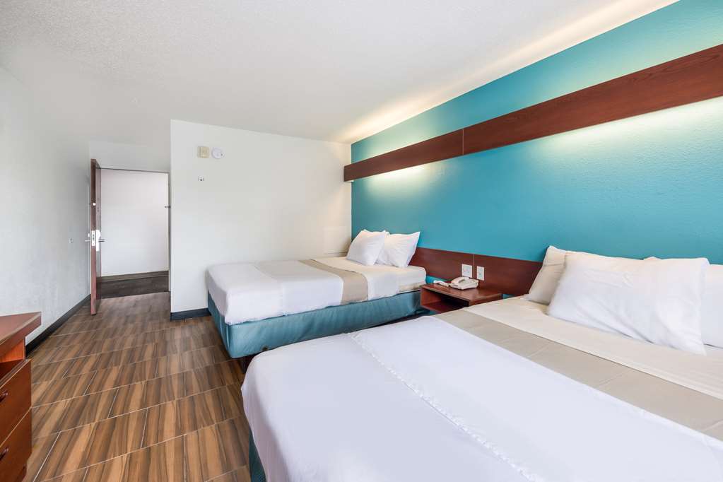 Americas Best Value Inn & Suites Brunswick - photo 8