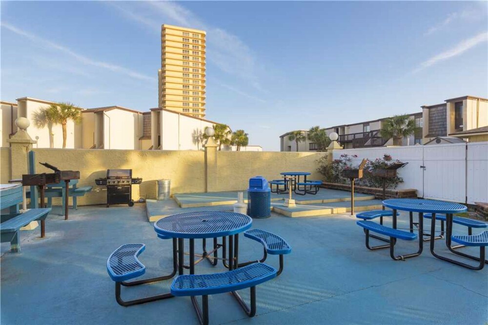 Summit Beach Resort by Royal American Beach Getaways - photo 23