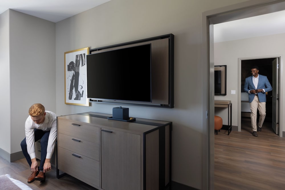 Hotel Avail Rogers Tapestry Collection by Hilton - photo 21