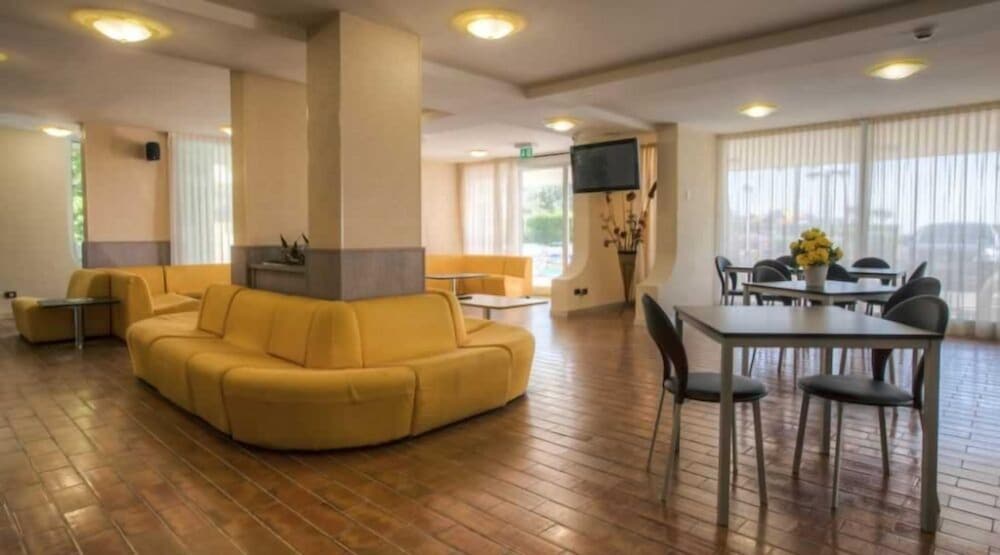 Hotel Tilmar — Rimini — photo 2