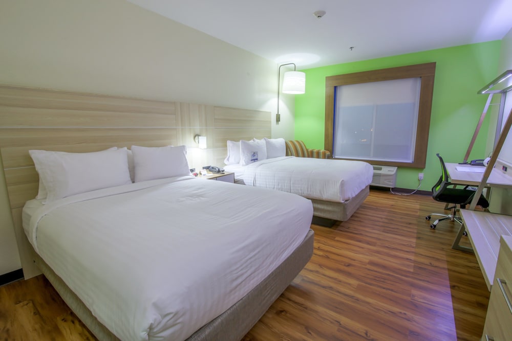 Holiday Inn Express & Suites Raymondville by IHG - photo 3