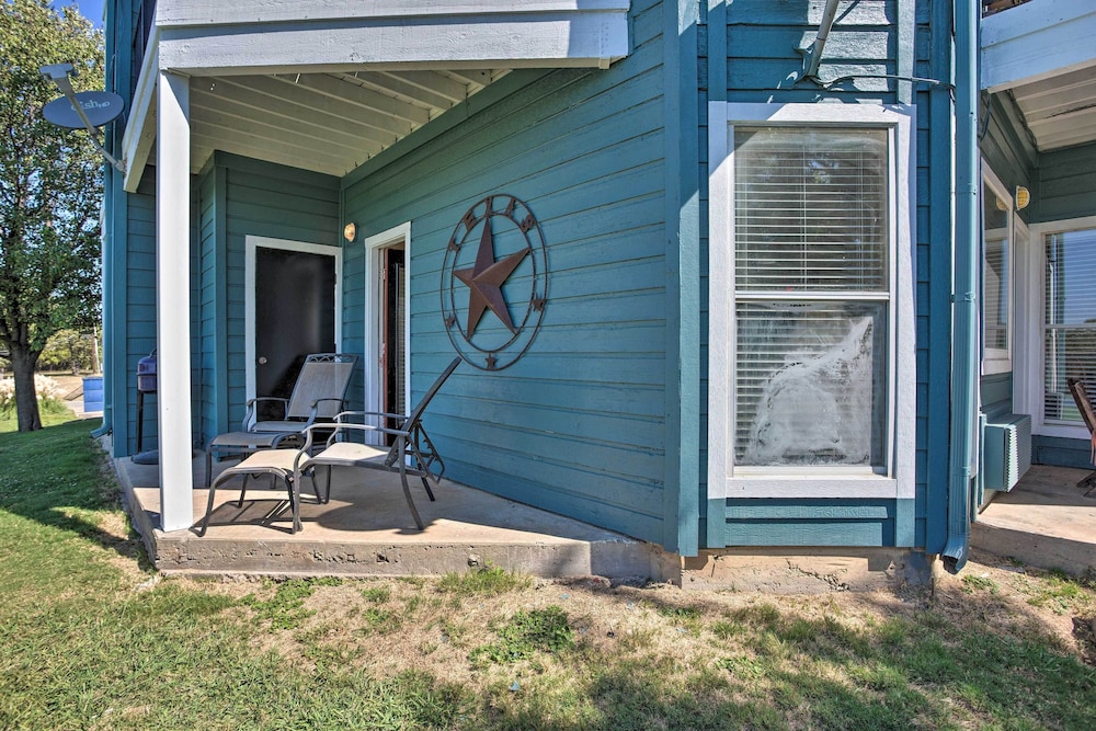 Resort Condo in Pottsboro with Lake Texoma Access - photo 16