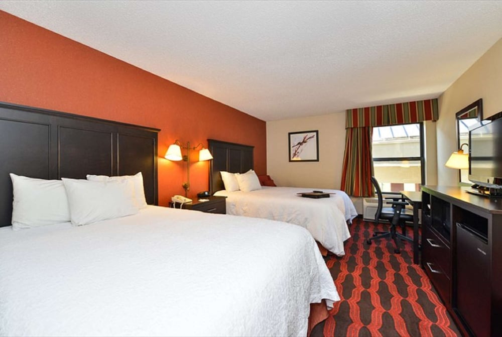 Hampton Inn Sturgis Lagrange Area - photo 21