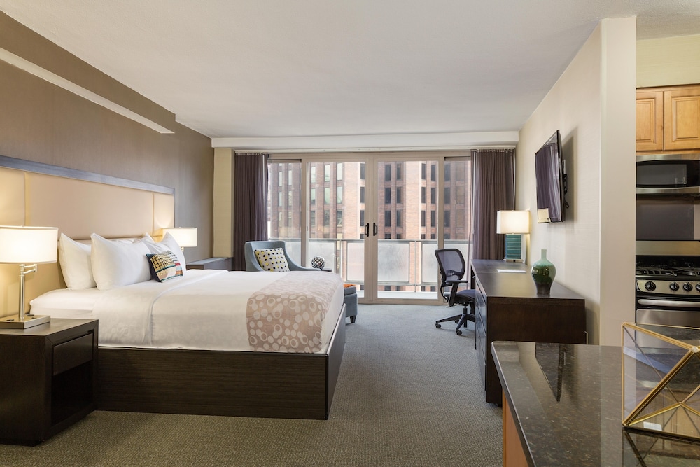 The Windsor Suites - photo 11
