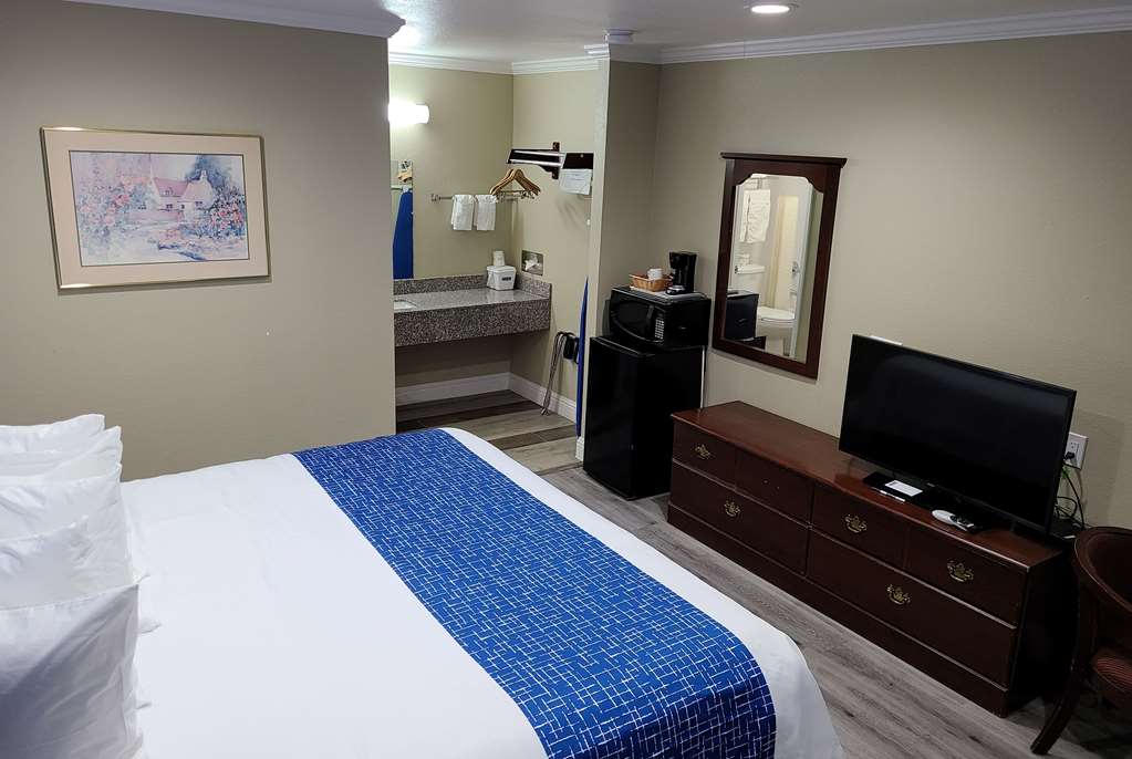 Travelodge by Wyndham Clearlake - photo 16
