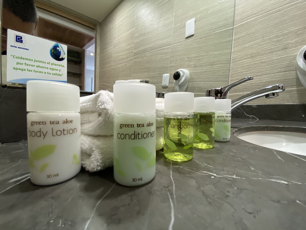 Bathroom amenities