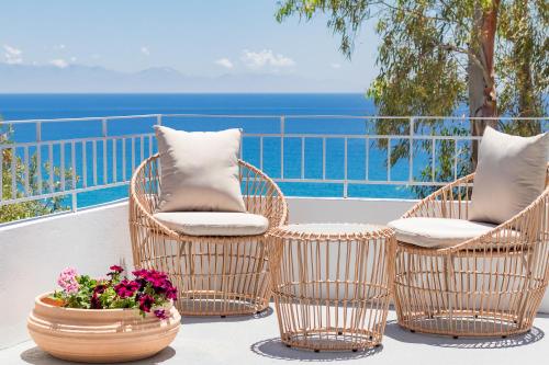 Villas Maher Two — 4-Star Luxury Hotel in Koroni, Greece