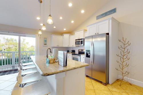 7001 B Holmes Blvd — Anna Maria — photo 2