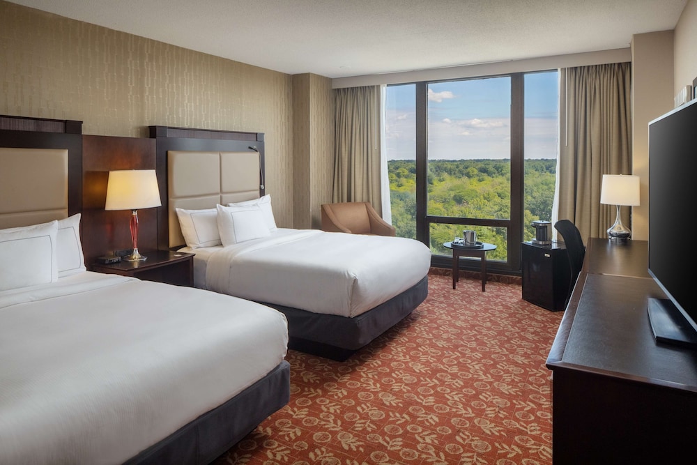 DoubleTree by Hilton Cherry Hill Philadelphia - photo 11
