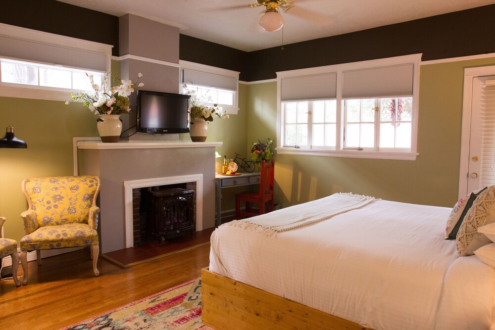 Inn on the Paseo - photo 22