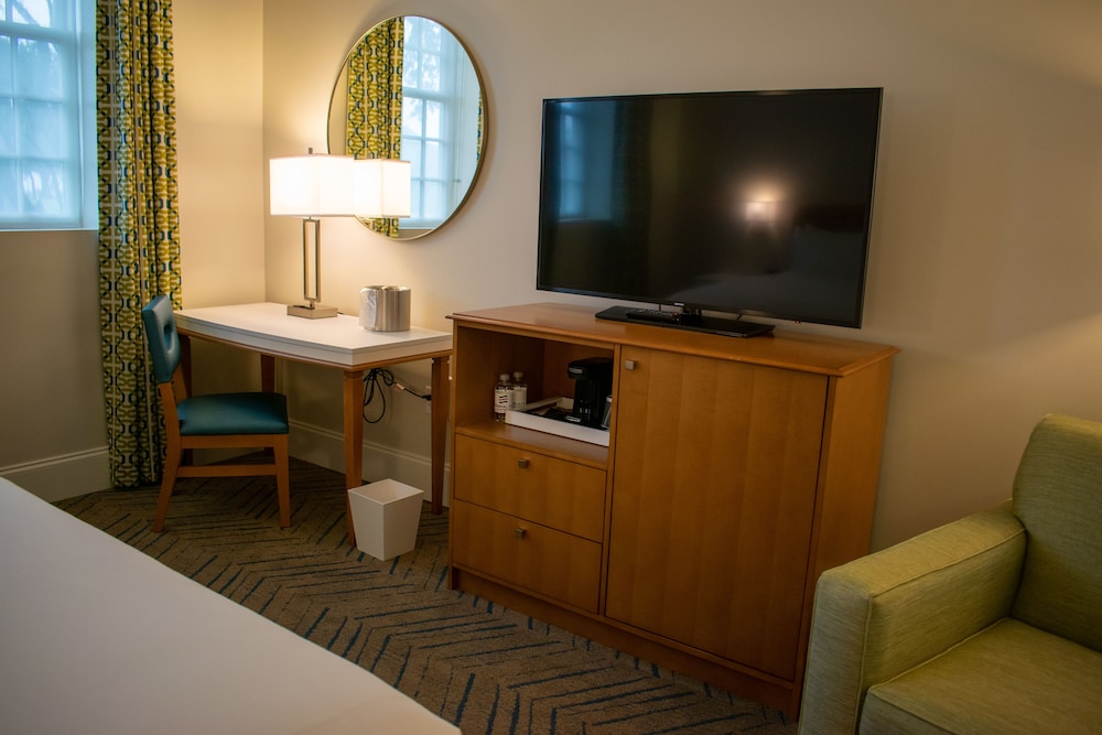 Oasis Resort Gulfport - photo 14