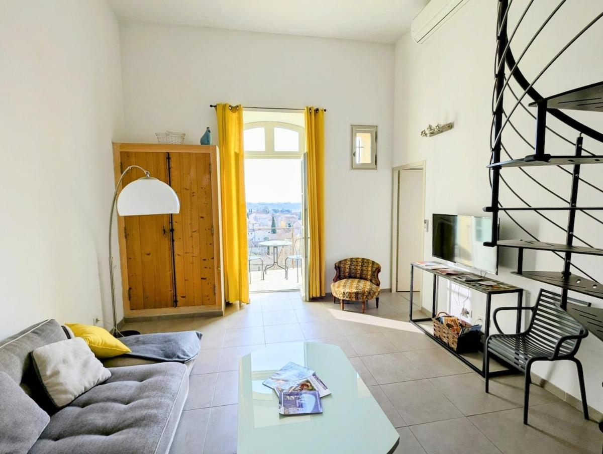 Le Saint Louis Vue Plongeante — hotel in Beaumes-De-Venise