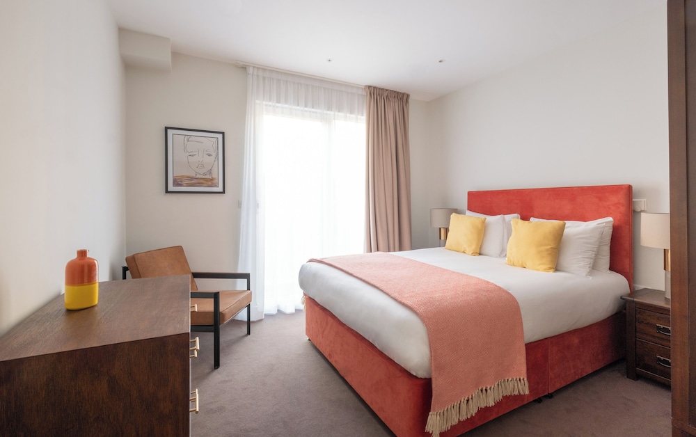 Go Native Victoria — 4-Star Luxury Hotel in London, United Kingdom