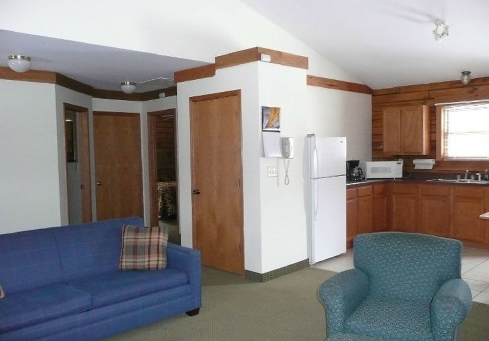 Mariner's Village Resort - photo 15