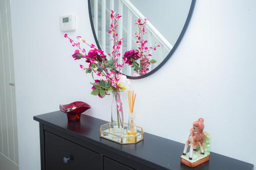 The Edge Enjoy a luxury stay in Manchester, United Kingdom