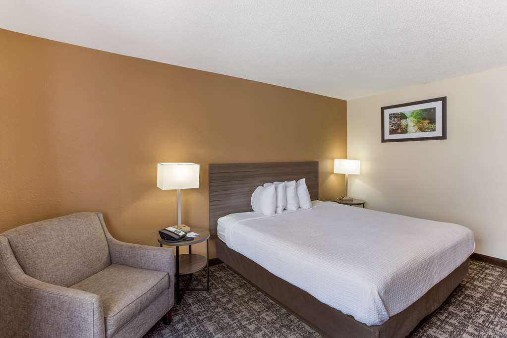 Best Western Logan Inn - photo 13