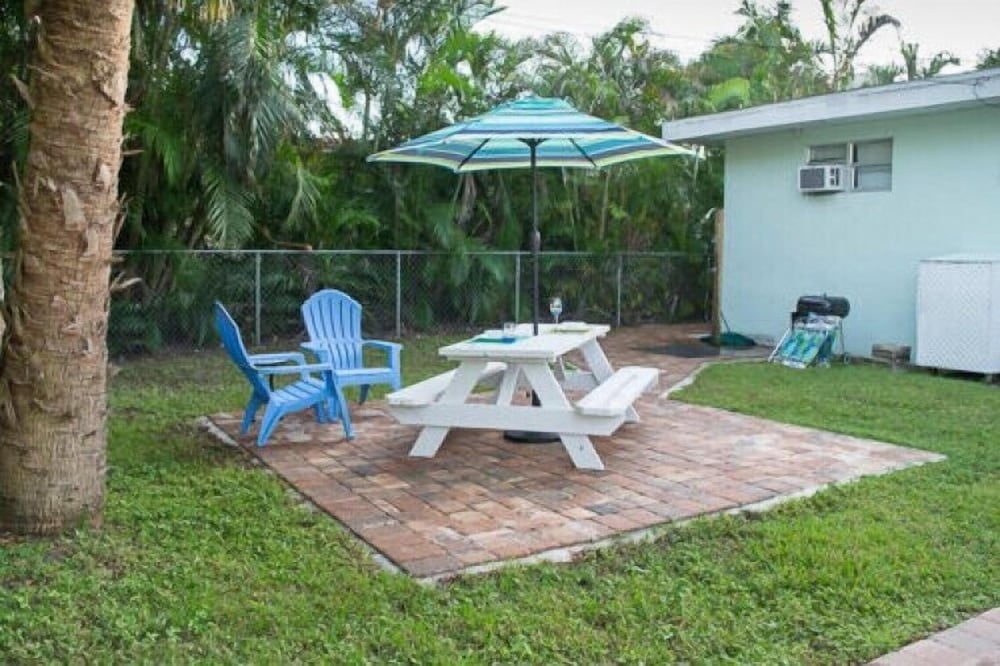 138 140 Delmar Genny's Landing Fort Myers Beach - photo 8
