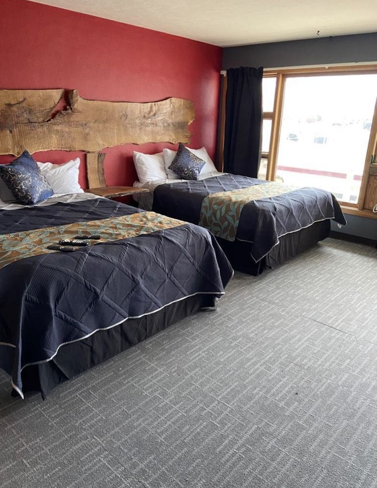 Tri States Wood Inn - photo 6