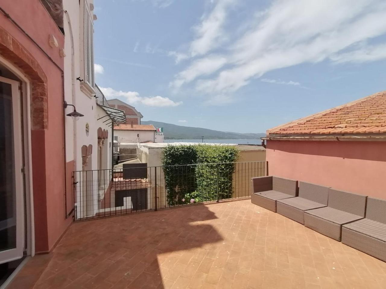 Orbetello centro Tramonto di Ponente casa indipendente — 4-Star Luxury Hotel in Orbetello, Italy