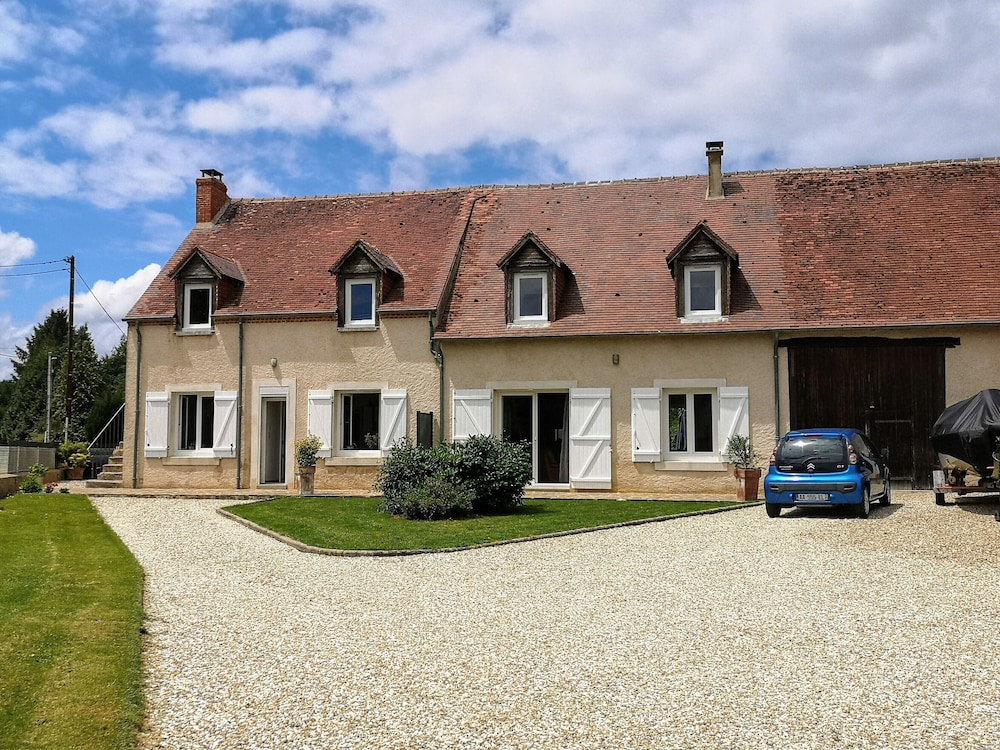 Gîtes Les Fougeres Du Lac — hotel in Le Pechereau