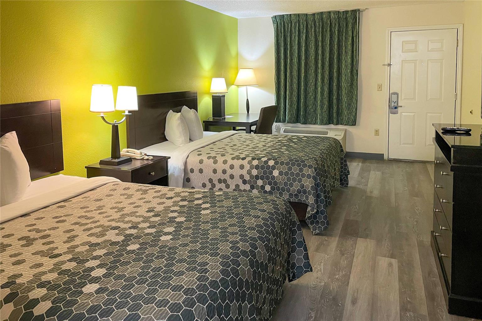 Econo Lodge Inn & Suites Sweetwater I 20 - photo 14