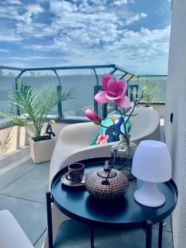 Madagascar Apartman Keszthely — 4-Star Luxury Hotel in Keszthely, Hungary