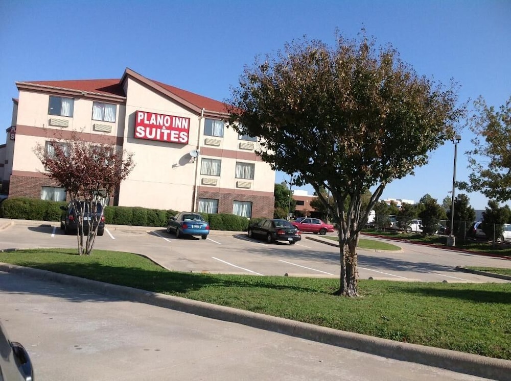 Plano Inn & Suites - photo 34
