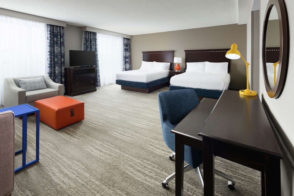 Hampton Inn & Suites National Harbor Alexandria Area - photo 14