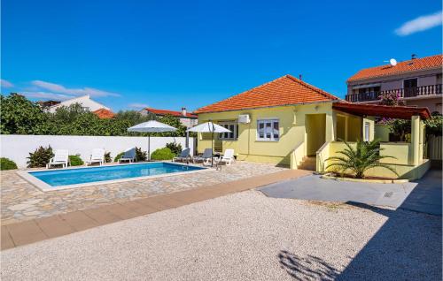 Two Bedroom Holiday Home In Sokusan — 4-Star Luxury Hotel in Sukosan, Croatia