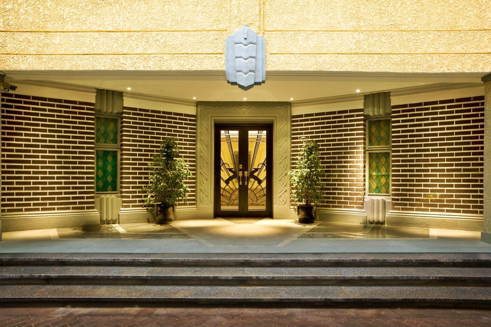 Gallery Suites Shanghai — 4-Star Luxury Hotel in Shanghai, People's Republic of China