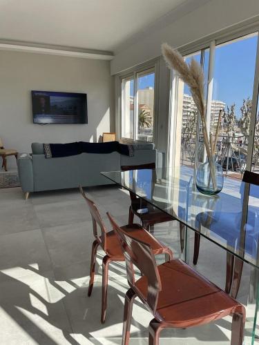 Le Veillat A 50M De La Plage in Saint-Raphael, France