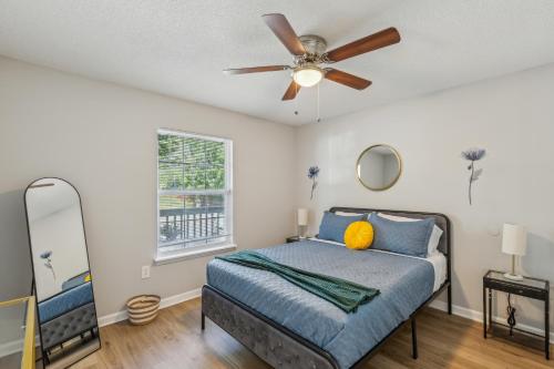 CB 3504 102 Fayetteville Oasis I Modern Comfy — 4-Star Luxury Hotel in Fort Bragg, United States