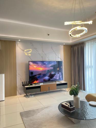 Venetian Panorama BGC Venice Grand Canal Apart ment 4 Bedrooms for 10 Guests — 4-Star Luxury Hotel in Manila, Philippines