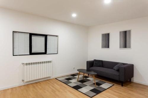 Super Cozy Stylish Apartment For 4 In Tbilisi