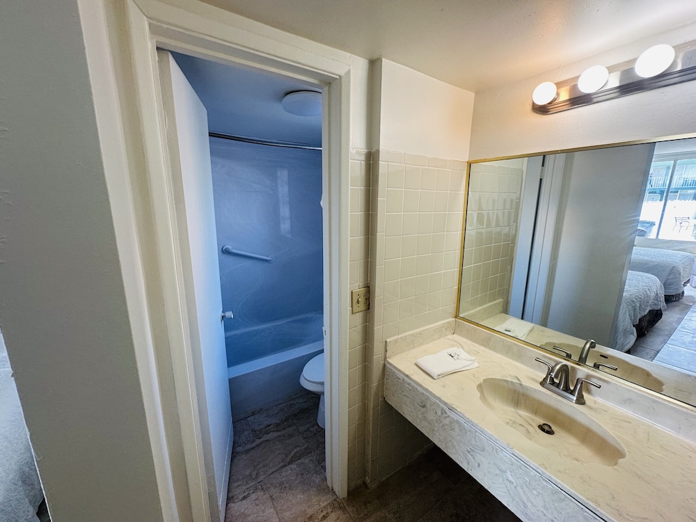Boca Inn - photo 21