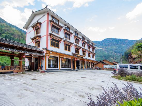 Floral Hotel Dragon Castle in Longsheng, People's Republic of China