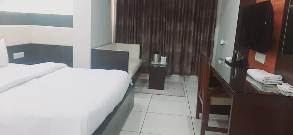 Hotel Apex Inn — Vapi — photo 4